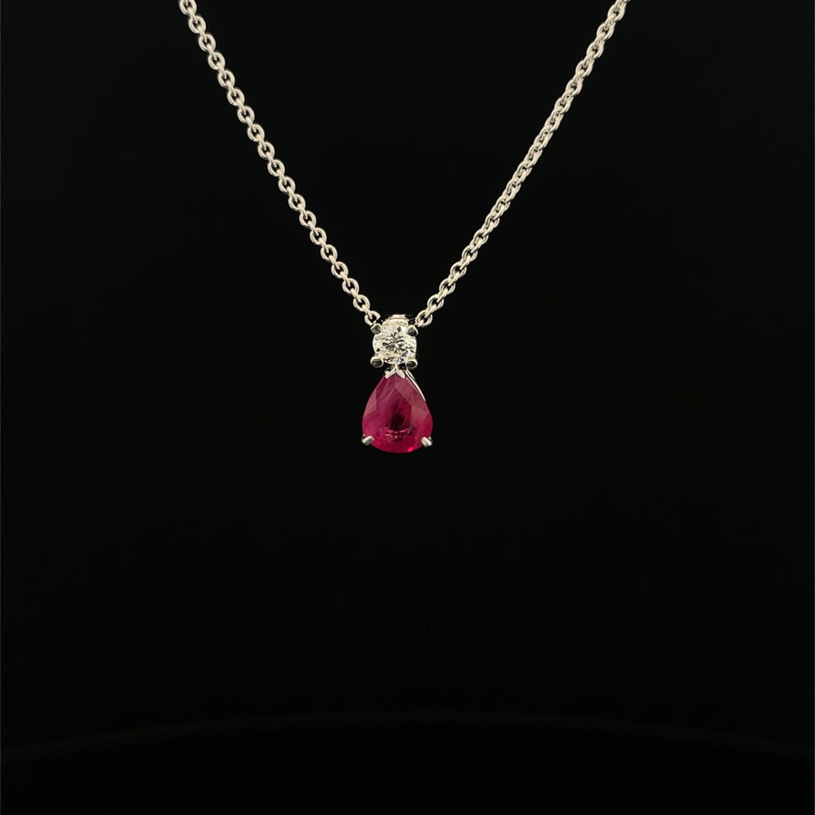 Crivelli Necklace - Image 2