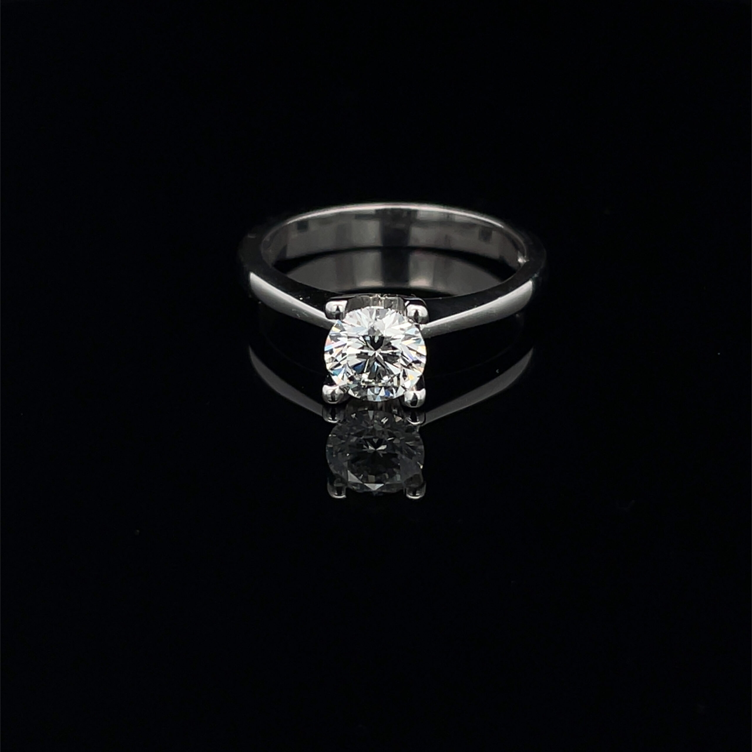 ART Diamond Collection Ring